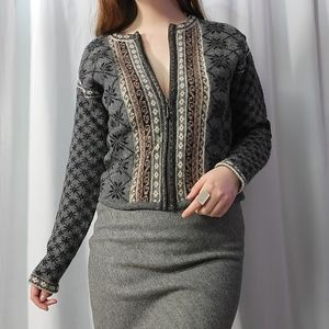 Nordic Icelandic Design 100% Wool Zip up Crewneck Snowflake Cardigan Sweater